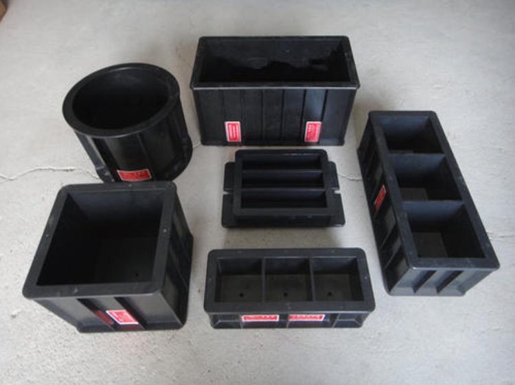 混凝土試模 建筑工地的關鍵質量檢測工具