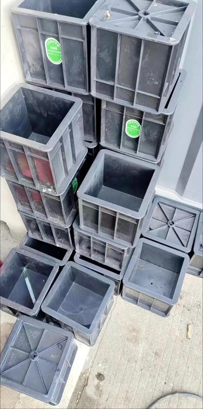 混凝土試模盒與混凝土試模 建筑質(zhì)量檢測的關(guān)鍵工具