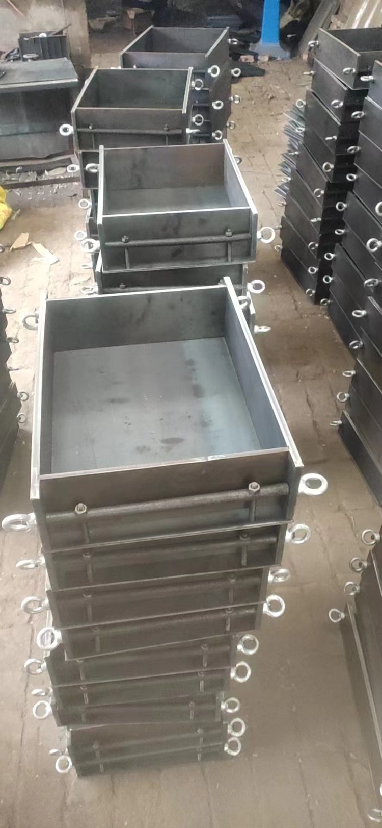 混凝土大板噴射試模 規(guī)格450*350*120鑄鐵產(chǎn)品的專(zhuān)業(yè)解析與應(yīng)用